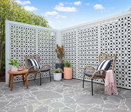 Custom Outdoor Screens in Adelaide